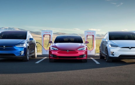 Como a Tesla está entregando carros vendidos