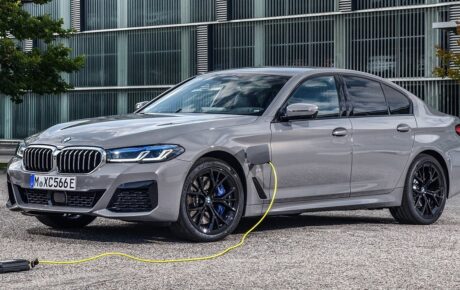 Novo BMW 5 Series 2024: Revolução Estética