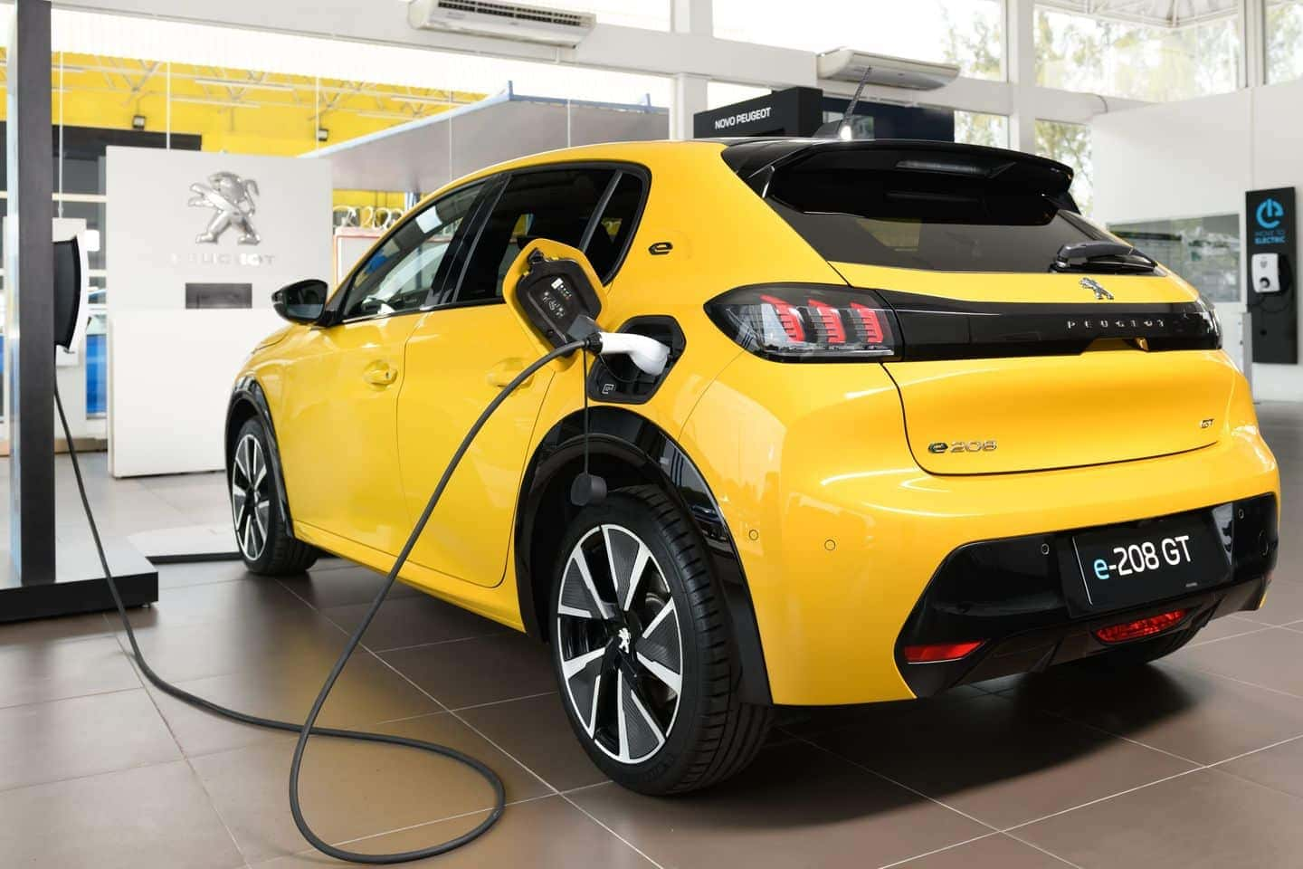 Os 8 Carros Elétricos Mais Baratos do Brasil em 2025